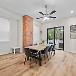Games,Bbq, Netflix Plus Free Parking Near Bakery Square