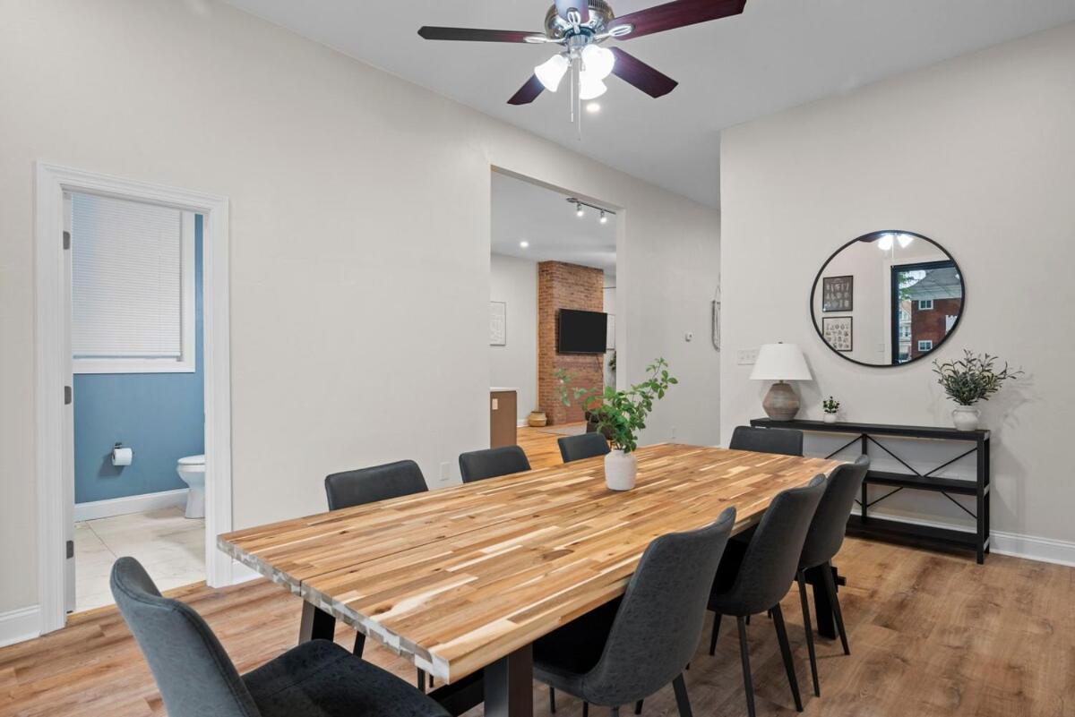 Games,bbq, Netflix Free Parking Near Bakery Square